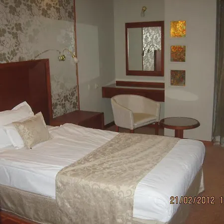 Continental 4* Skopje